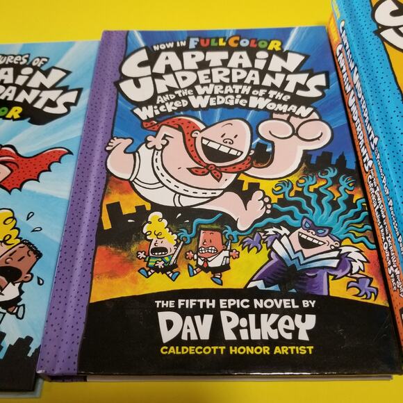The adventures of Captain Underpants ( books are like new co - Picture 4 of 7